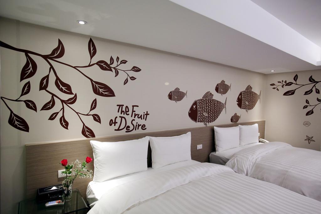 Chiayi Look Hotel Bagian luar foto