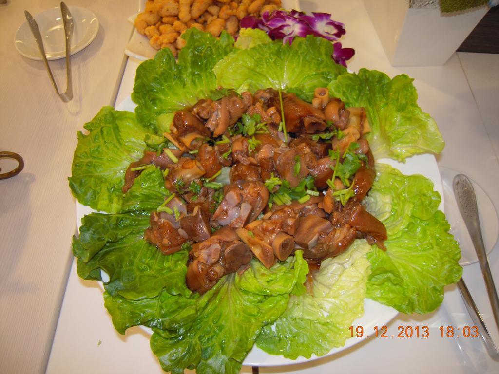 Chiayi Look Hotel Bagian luar foto