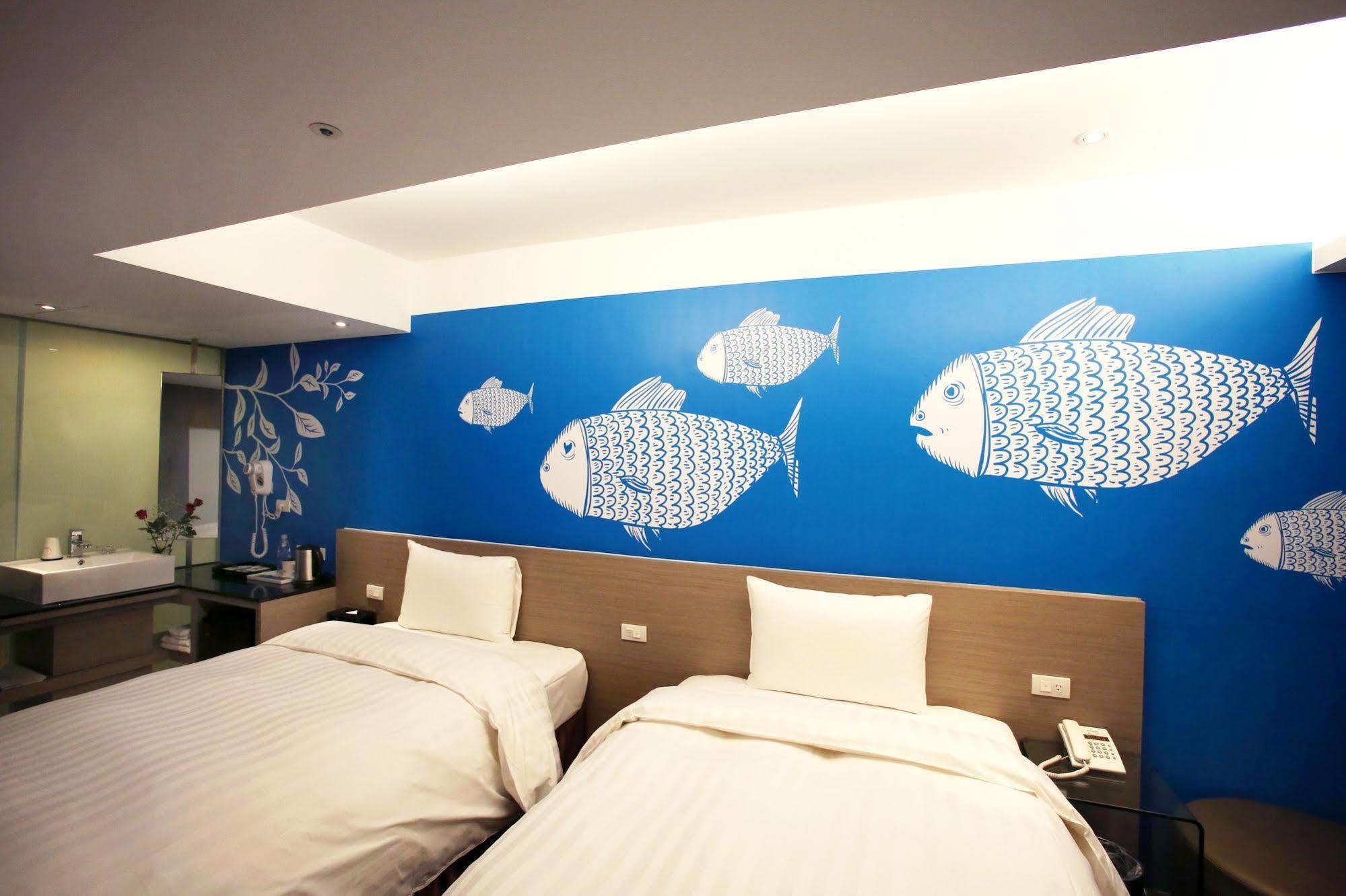 Chiayi Look Hotel Bagian luar foto
